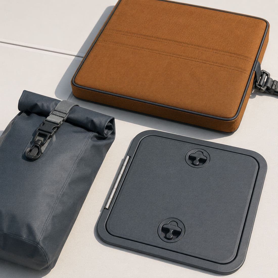 Boat W4 Marine: Hatch cover, marine cushion cover and dry bag, for a boat on a coastal mooring.